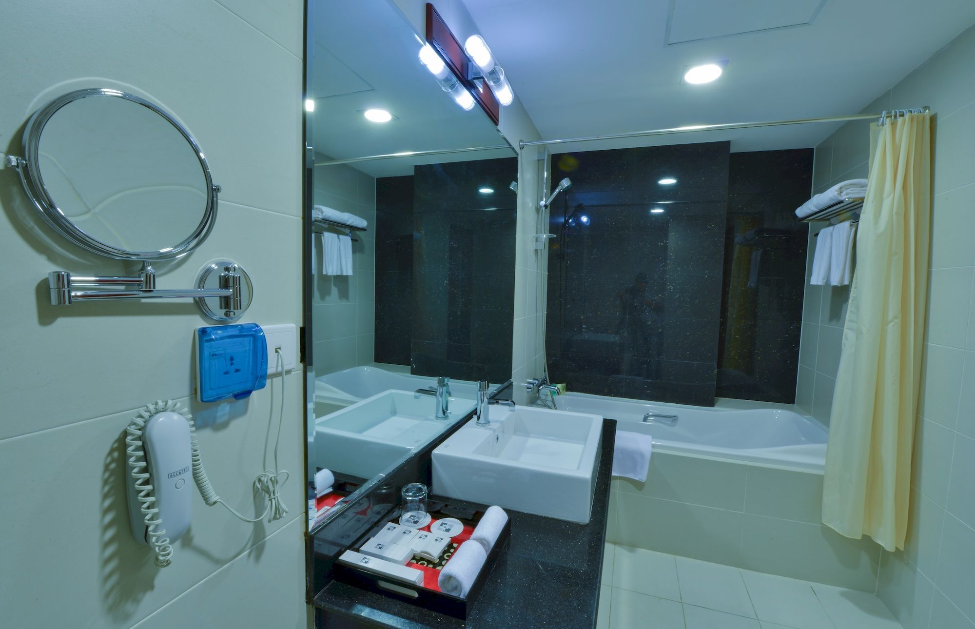 Sapaly Lao Cai City Hotel Экстерьер фото